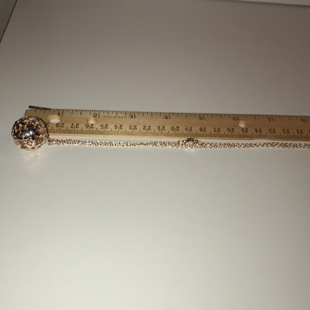 Guess pocket full of posies flower ball rhinestone pendant necklace new - Picture 9 of 9